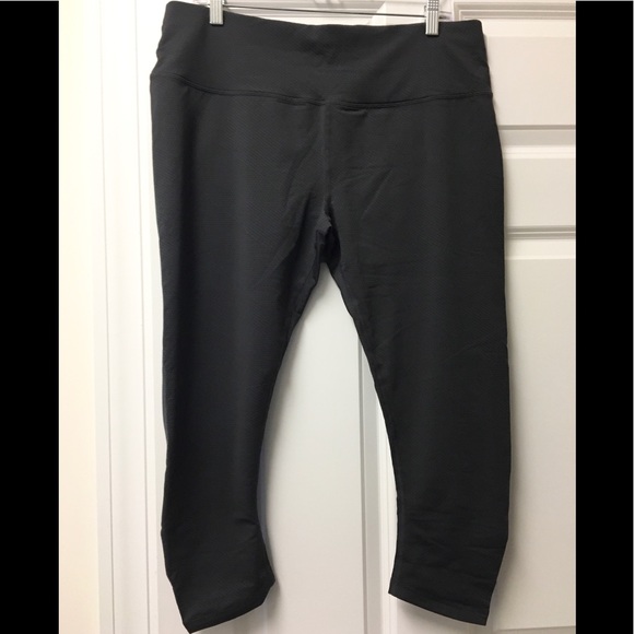 Prana Pants - HOST PICK! Comfy and stylish NWT Prana capris!